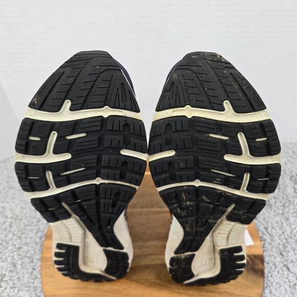 Brooks Mens 11.5D Adrenaline GTS 21 Black Gray Athletic Gym Daily Running Shoe - Picture 9 of 12